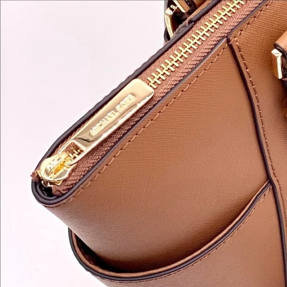 Michael Kors Charlotte Tote & Wallet Set